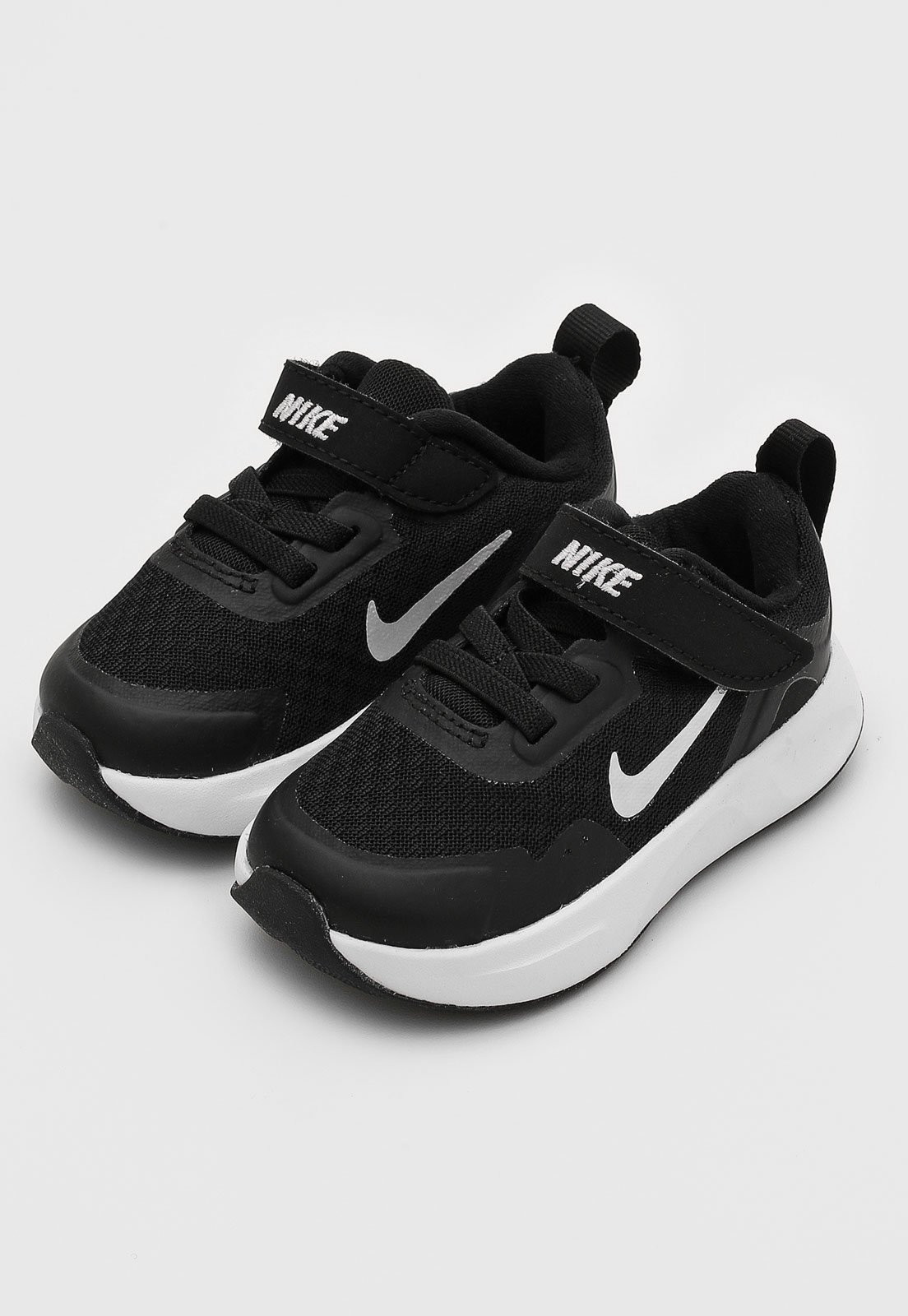 tenis nike tamanho 26